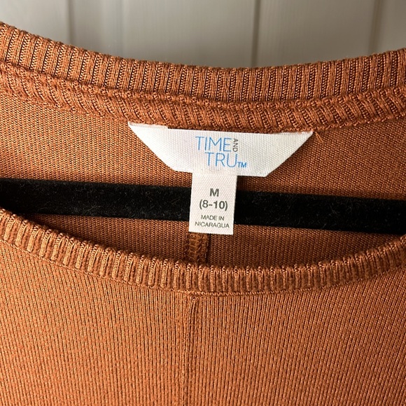 2 Sweaters size Medium - Picture 7 of 8